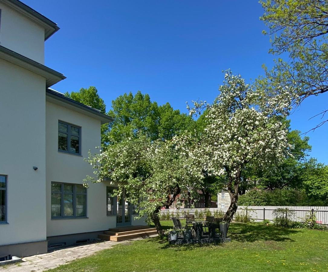 Vanapargi Apartments Пярну Экстерьер фото